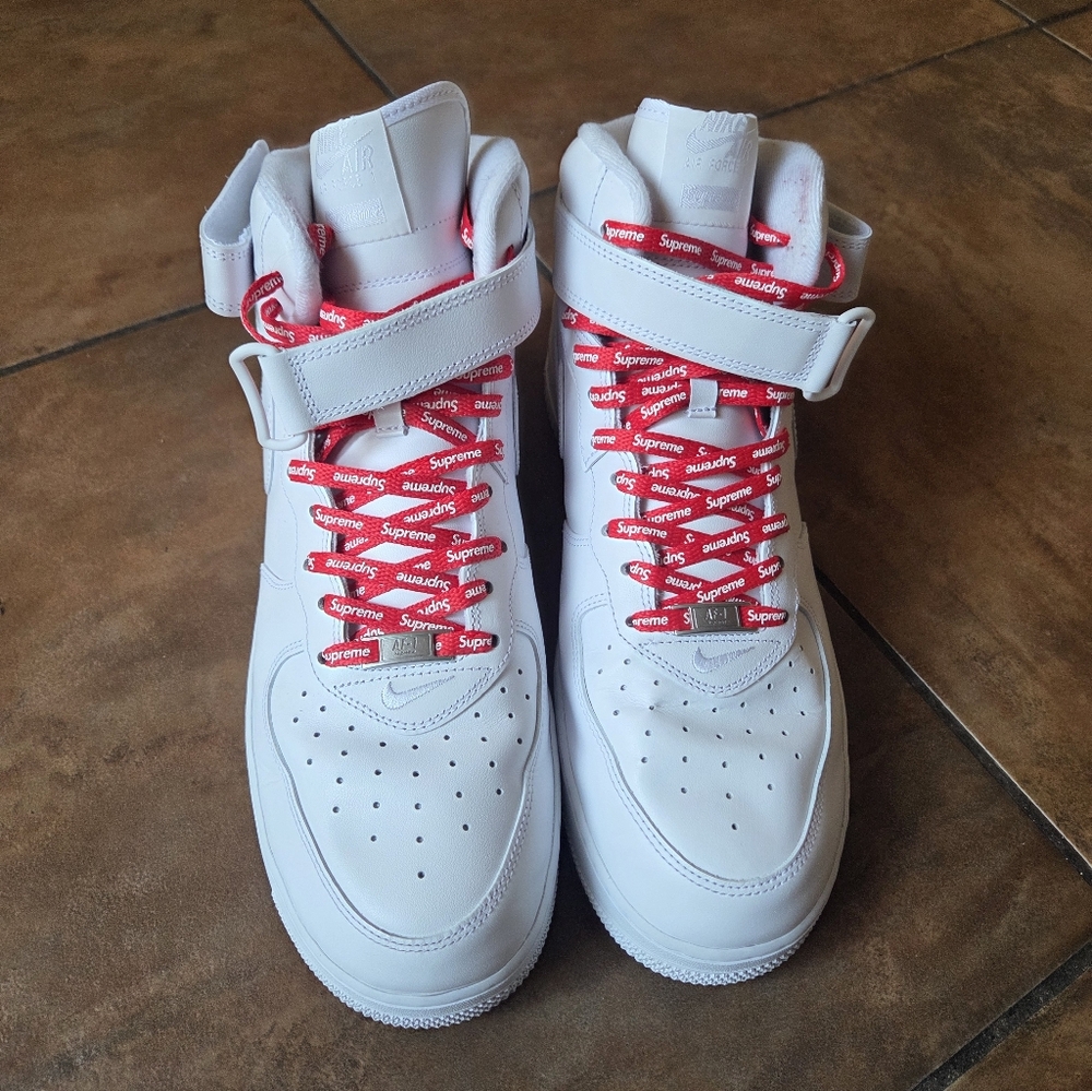 Supreme × Nike Air Force 1 Mid SP White FZ8784 100 Size 13 - Picture 4 of 7